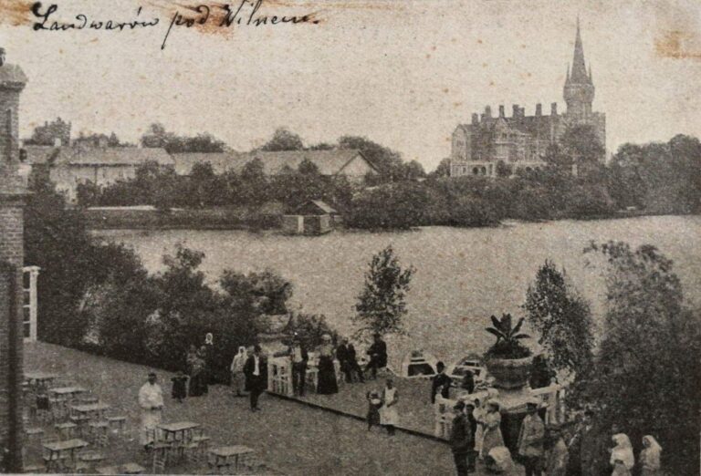 Кафе «Ривьера» — оазис развлечений в курортном Лентварисе