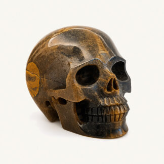 Череп из тигрового глаза